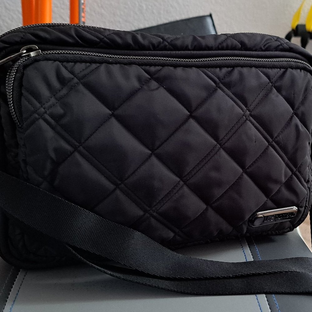 NWOT LeSportsac Black Quilted Crossbody Purse